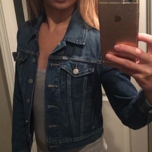 Cute fitted Jean Jacket
